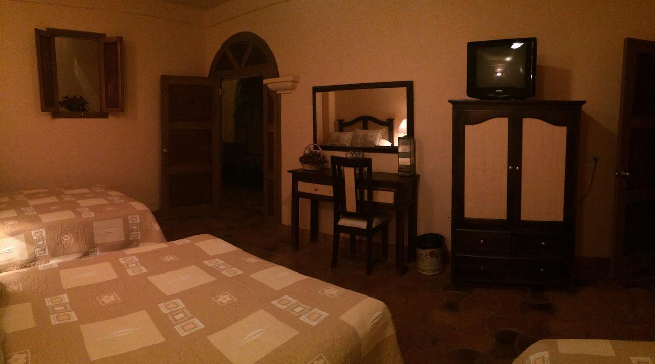 Hotel Barranca 10 San Miguel de Allende Room photo